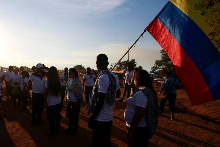 
	Farc: acordo bilateral de cessar-fogo foi prorrogado atendendo a pedidos de estudantes
 (John Vizcaino / Reuters)