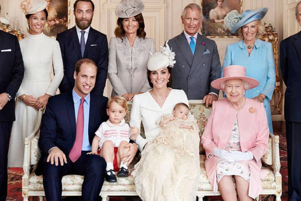 As fotos oficiais do batizado da princesa Charlotte