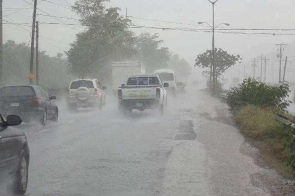 Furacão Matthew faz primeiras vítimas no Haiti