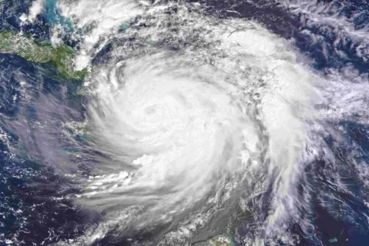 
	Furac&atilde;o Matthew: de acordo com o Centro Nacional de Furac&otilde;es, Matthew estava com ventos de 177 quil&ocirc;metros por hora
 (REUTERS)