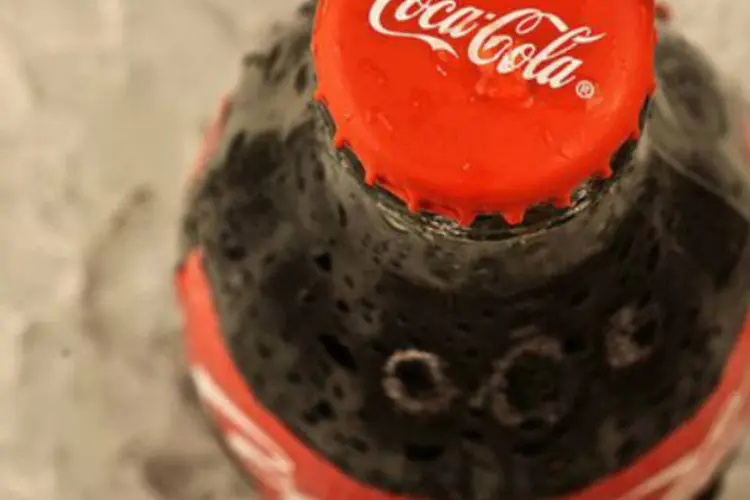 
	Garrafa de Coca-cola: enxurrada de cr&iacute;ticas nas redes sociais ap&oacute;s suposta contamina&ccedil;&atilde;o no refrigerante
 (Coca-Cola/Divulgação)
