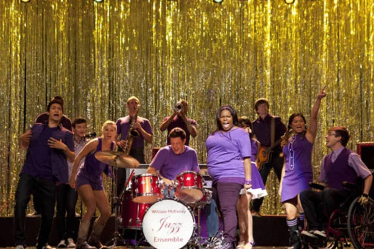 
	Glee: al&eacute;m de muito canto e muita dan&ccedil;a, a s&eacute;rie apresenta tamb&eacute;m diversas quest&otilde;es sociais
 (Divulgação/Fox)