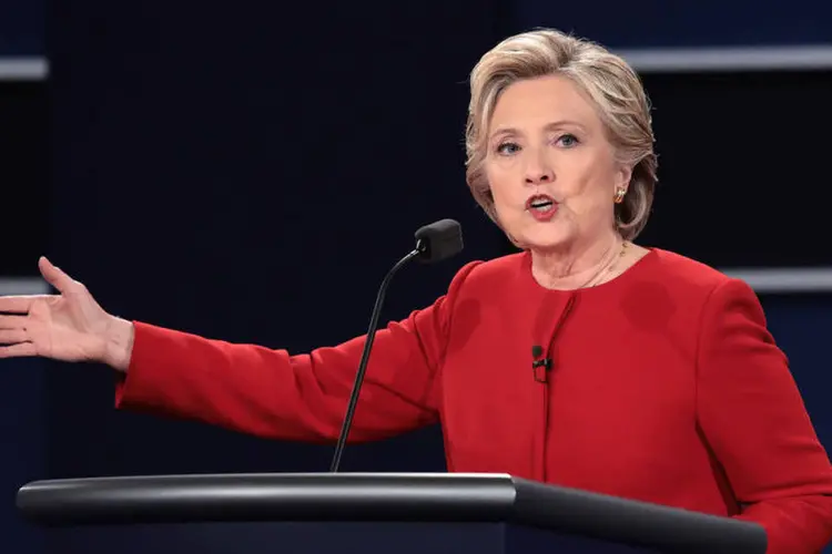 
	Hillary: candidata democrata vem subindo na pesquisa de sete dias desde a &uacute;ltima semana de agosto
 (Drew Angerer/Getty Images)