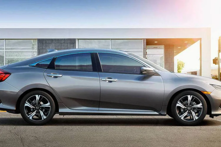 
	Honda Civic, vers&atilde;o g10 Sport 2.0 16V MT6 flex: R$ 87.900, segundo a Tabela Molicar
 (Divulgação / Honda)
