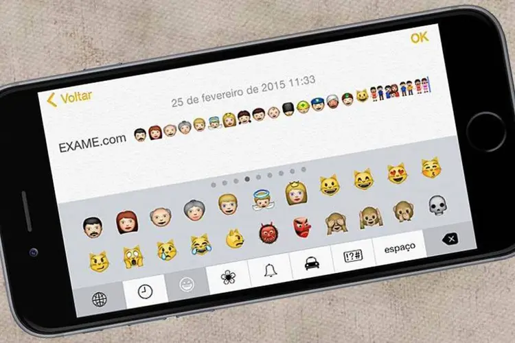 
	Emojis: 300 novos s&iacute;mbolos s&atilde;o acrescentados ao iPhone, ao iPad e ao Mac
 (Montagem de EXAME.com com foto de divulgação da Apple)