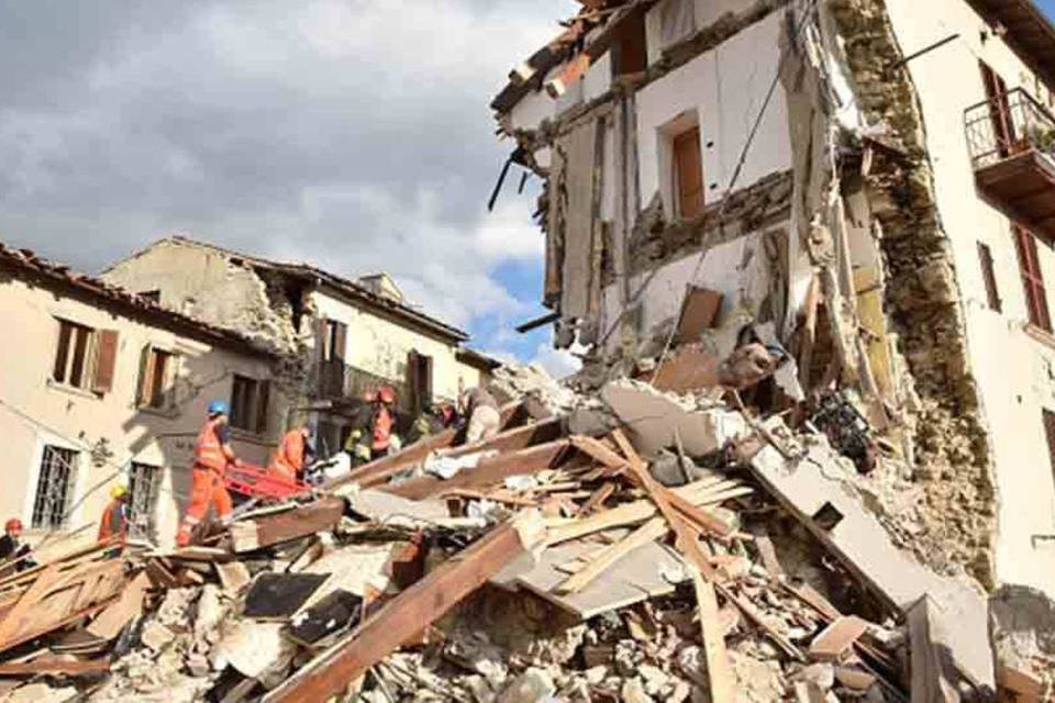 Caos, ruína e destruição — as imagens do terremoto na Itália