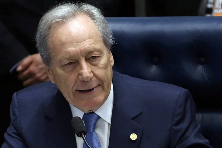 Lewandowski: o ministro ressaltou que a sua decisão não prejudica a eventual realização de um 2º turno (REUTERS/Adriano Machado/Reuters)