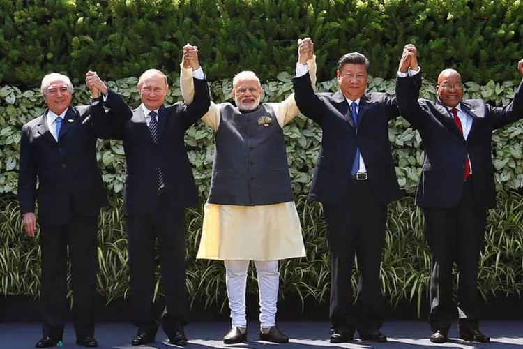 
	BRICS: perguntado sobre a forma como outros l&iacute;deres t&ecirc;m visto o seu governo, Temer disse acreditar que o veem de forma positiva
