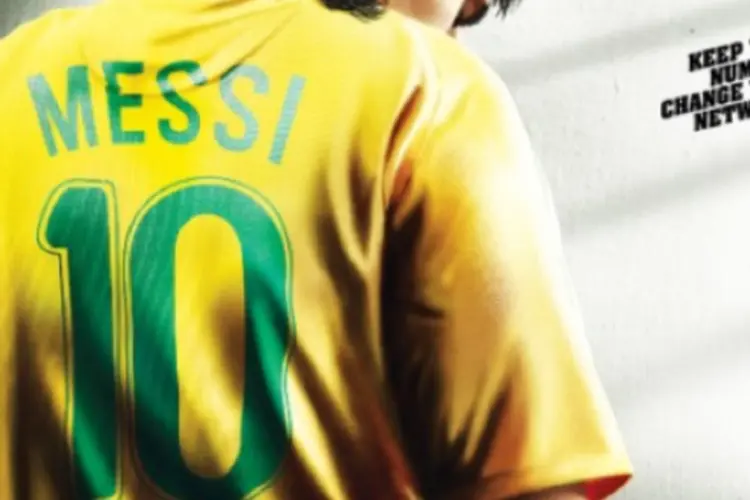Lionel Messi: argentino vestiu camisa do Brasil para a UniverCell (Divulgação)