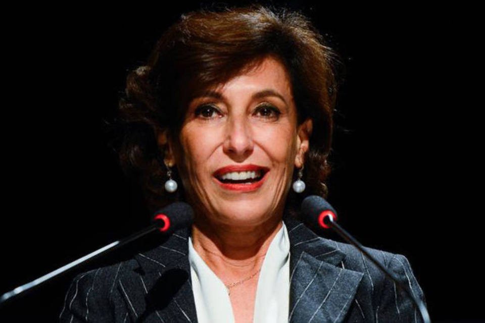 Primeira mulher presidente do BNDES fala sobre sua carreira e escolhas