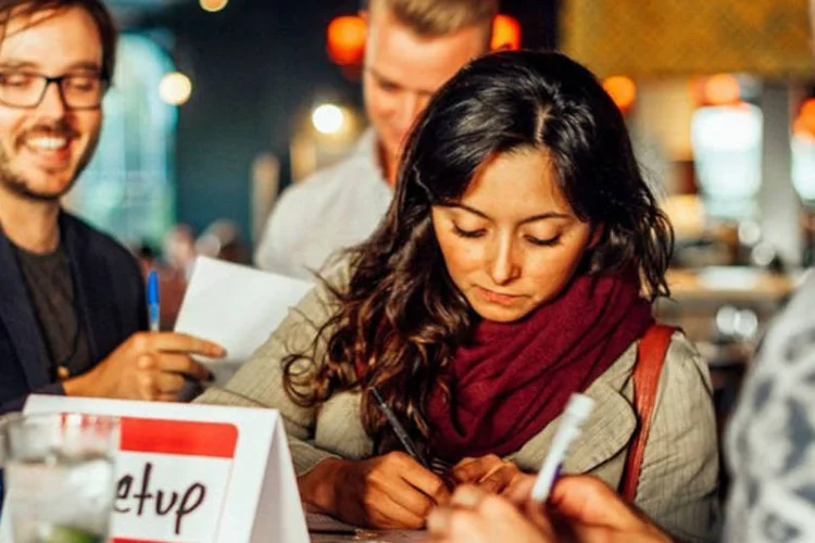 Meetup: fundada em 2002, antes de redes sociais como Facebook e Twitter, tem 49 milhões de membros registrados (Instagram/@meetup/Reprodução)
