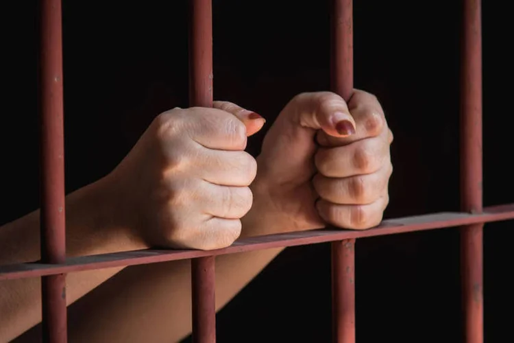 
	Pris&atilde;o: a ju&iacute;za Clarice Maria chegou a ser julgada pelo caso, em 2010, quando o conselho decidiu por sua aposentadoria compuls&oacute;ria
 (Thinkstock/Thinkstock)