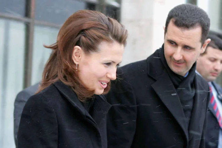 
	Asma Assad e Bashar al-Assad: ela n&atilde;o disse quem fez as ofertas
