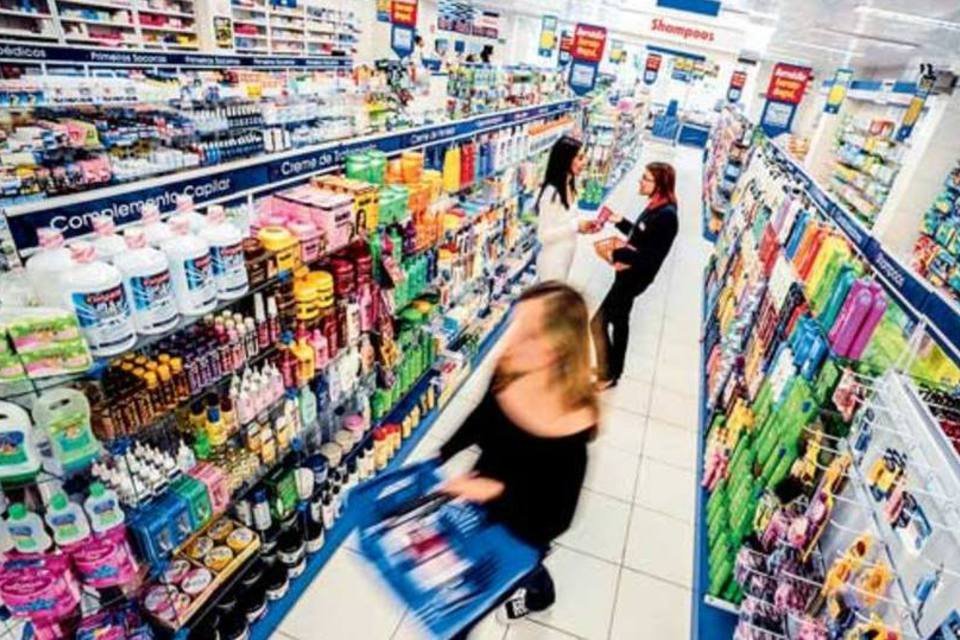 Farmácias Pague Menos atingem mil lojas no país