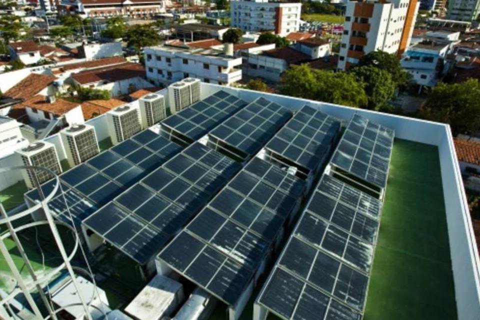 Por que gerar energia solar em casa pode ser um bom negócio