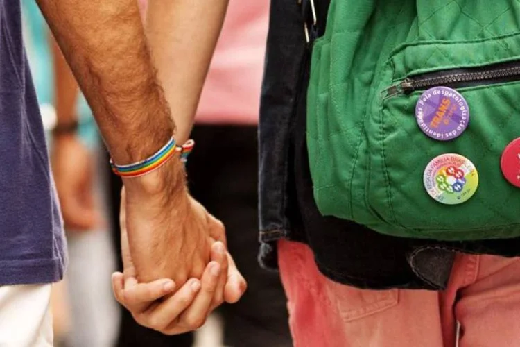 
	Casal: os dois foram liberados, mas podem ser condenados por infra&ccedil;&atilde;o &agrave; lei sobre pornografia nas redes sociais
 (Leo Pinheiro/Fotos Públicas)