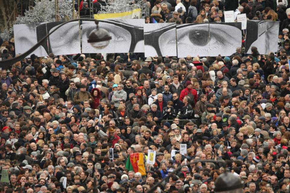Marcha histórica reúne mais de 1 milhão em Paris; veja fotos