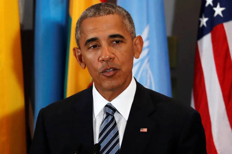 
	Obama: &quot;o povo americano e eu estamos com o povo da Tail&acirc;ndia enquanto choram a morte de vossa majestade&quot;, afirmou o presidente
 (Lucas Jackson / Reuters)