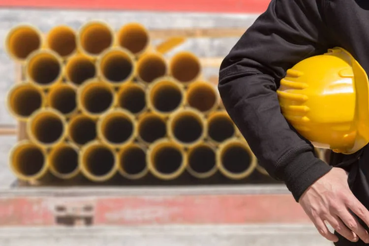 Infraestrutura: quantia destinada a projetos diminuiu em relação a dezembro de 2016 (Thinkstock)