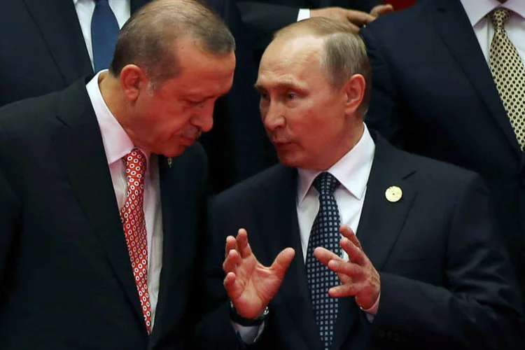 
	Putin e Erdogan: o acordo selou a reconcilia&ccedil;&atilde;o entre os dois pa&iacute;ses depois da grave crise diplom&aacute;tica de 2015
 (Damir Sagolj / Reuters)