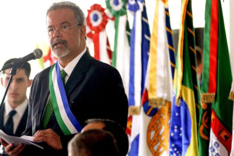 
	Jungmann: o contingente das tr&ecirc;s for&ccedil;as vai atuar em 420 localidades de 15 estados definidos pelo Tribunal Superior Eleitoral (TSE), que fez a solicita&ccedil;&atilde;o
 (Wilson Dias/Agência Brasil)