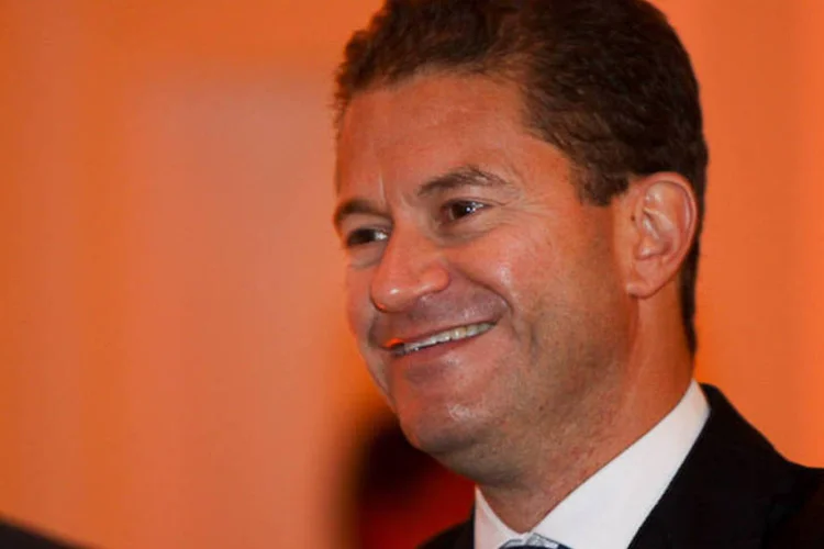 
	R&ocirc;mulo Dias: Dias ser&aacute; substitu&iacute;do por Eduardo Campozana Gouveia, atual presidente da Alelo Brasil
 (Denis Ribeiro)