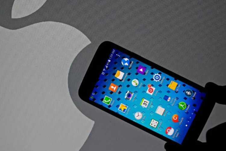 
	Samsung e Apple: os ju&iacute;zes condenaram nesta sexta-feira a Samsung a pagar US$ 119,6 milh&otilde;es
 (Dado Ruvic / Reuters)