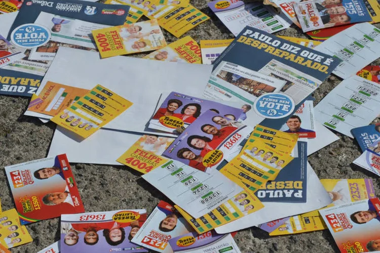 
	Campanha: saem os cabos eleitorais das ruas, ganham peso o tempo de TV e o peso da reelei&ccedil;&atilde;o
 (Antonio Cruz/ Agência Brasil)