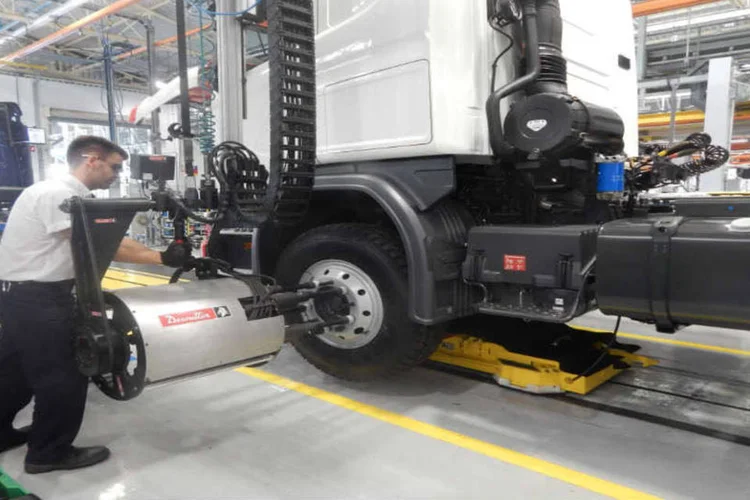 
	F&aacute;brica da Scania: a reivindica&ccedil;&atilde;o &eacute; de aumento de 9,62%, equivalente &agrave; infla&ccedil;&atilde;o medida pelo INPC
 (EXAME.com/Tatiana Vaz)