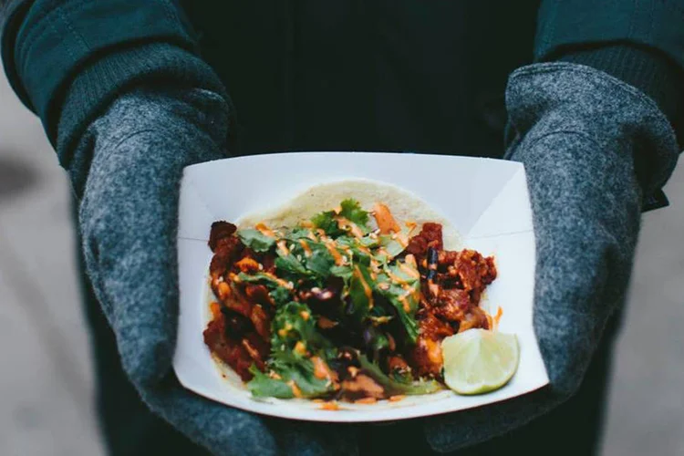 
	Prato da Seoul Taco: receitas misturam as culin&aacute;rias coreana e mexicana
 (Reprodução/Facebook/Seoul Taco)