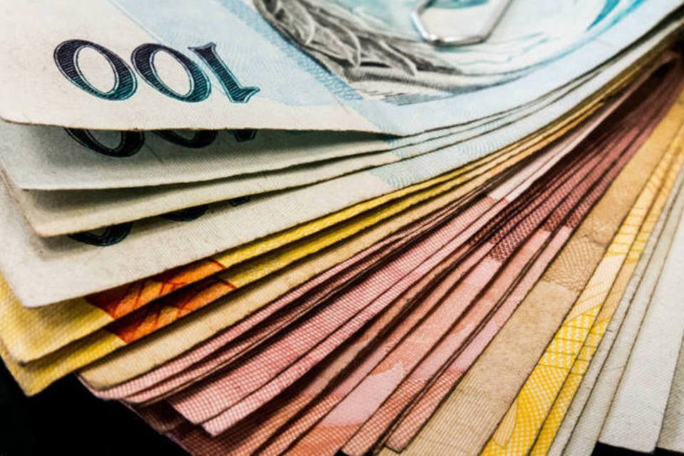 Senado adia votação da desoneração da folha de pagamento