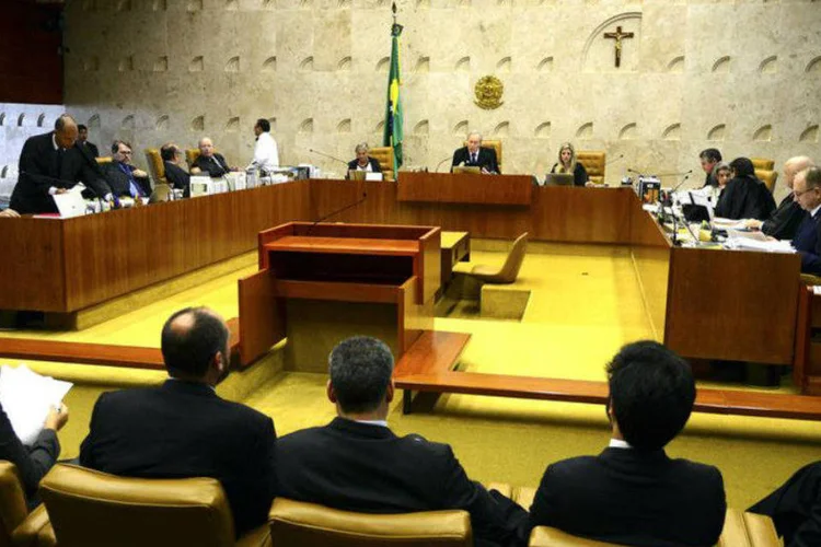 STF: prefeito eleito foi condenado a cumprir 7 anos, 2 meses e 15 dias de prisão em regime semiaberto e a pagar uma multa de 67 salários mínimos (José Cruz/ABr)