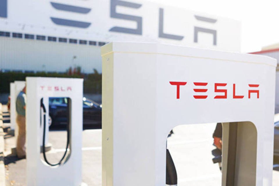 Panasonic e Tesla se associam para investir em energia solar