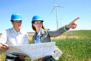 Imagem referente à matéria: 5 opções de carreira para quem se formou em Engenharia