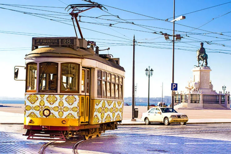 Lisboa: em cinco anos trabalhando no país, é possível pedir cidadania europeia (ThinkStock/VOCÊ S/A)