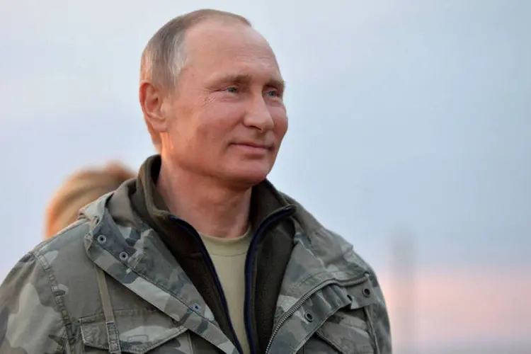 Presidente russo, Vladimir Putin: o pedido de Trump acontece em meio ao escândalo pelos contatos com a Rússia do procurador-geral dos EUA (Alexei Druzhinin / Reuters)