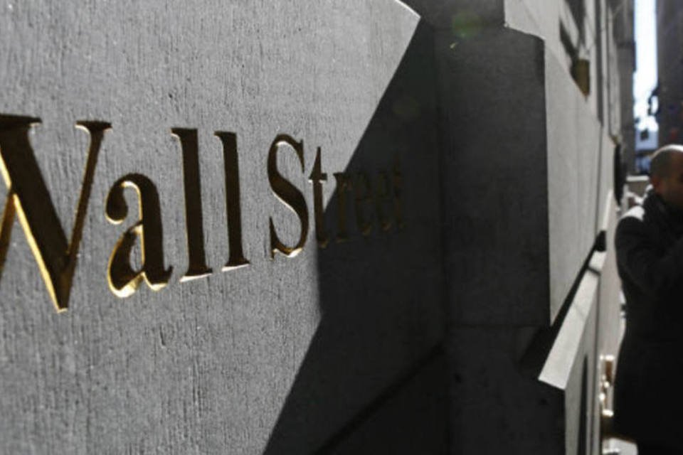 Wall Street cai com pressão de ações de energia e consumo