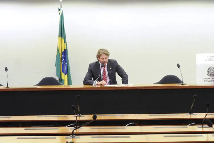 
	Zeca Dirceu: a assessoria do deputado informa que nunca houve nenhum tipo de negocia&ccedil;&atilde;o do parlamentar junto &agrave;s diretorias da Petrobras
 (Jefferson Rudy/Agência Senado)