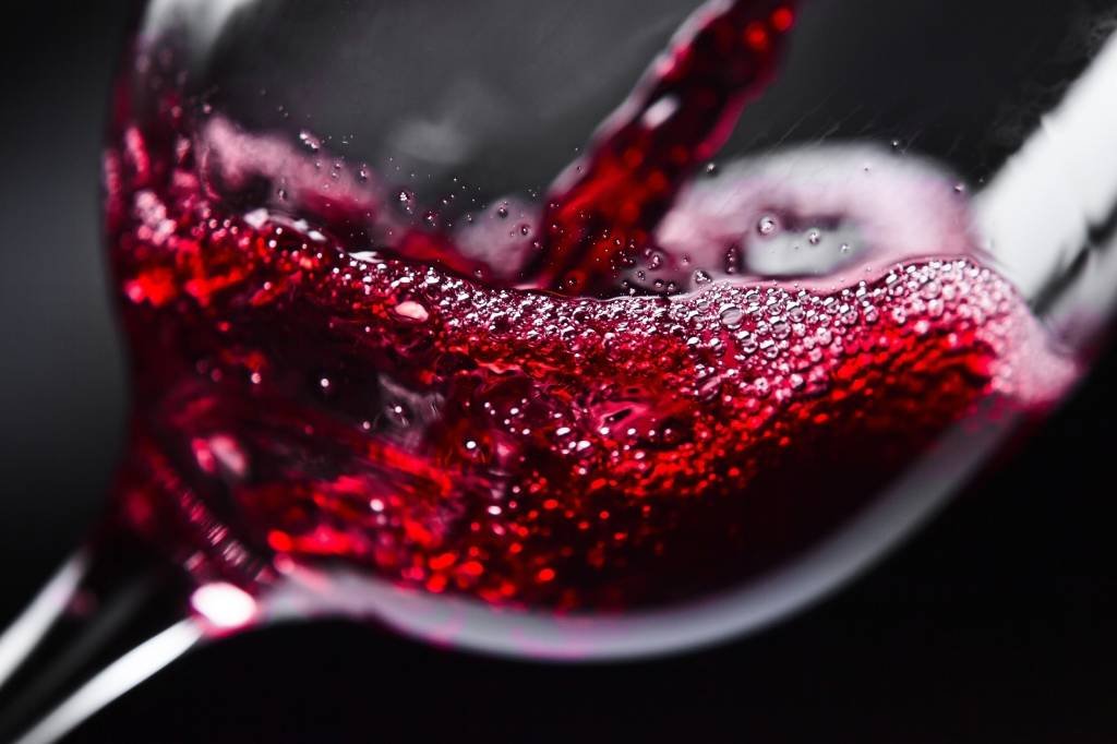 Vinho: o consumo de duas taças por dia pode prevenir doenças (foto/Thinkstock)