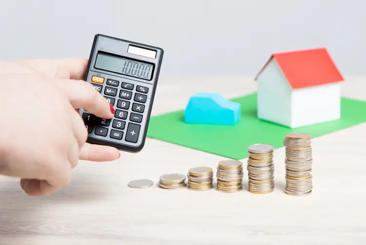 Financiamento imobiliário: Mais do que os juros, é importante comparar o Custo Efetivo Total (Photografeus/Thinkstock)