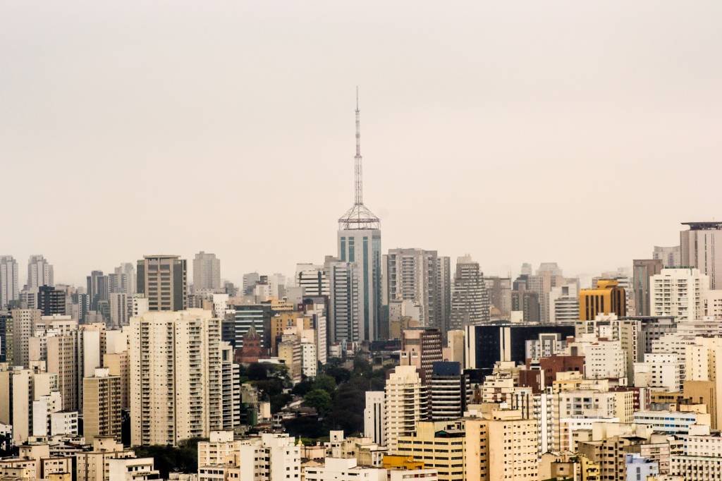 Onde o preço dos imóveis mais caiu e subiu em São Paulo