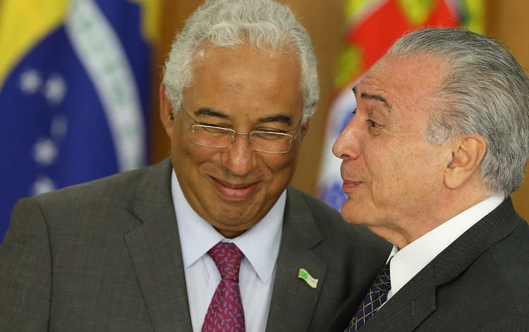 António Costa e Michel Temer: primeiro-ministro defendeu que os líderes dos dois países se concentrem em ações que podem promover nos próximos anos (Adriano Machado/Reuters)