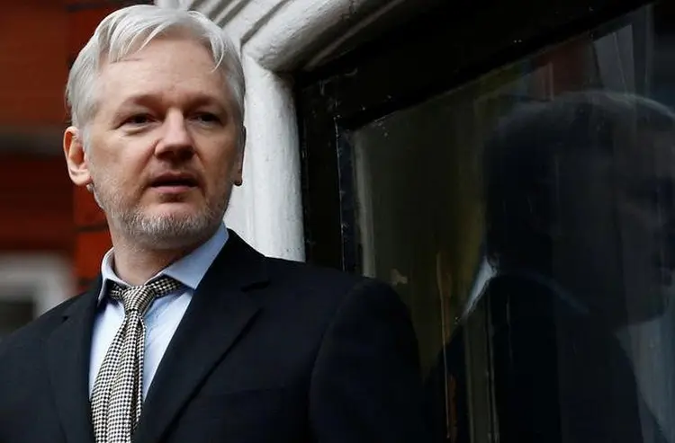 Julian Assange, de 45 anos, está refugiado na embaixada do Equador em Londres desde junho de 2012 para escapar de uma extradição à Suécia (Peter Nicholls/File Photo/Reuters)