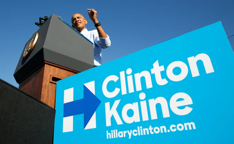 Obama em Michigan: o estado de Michigan, um território tradicionalmente democrata, se transformou em palco de disputa por votos (Kevin Lamarque/Reuters)