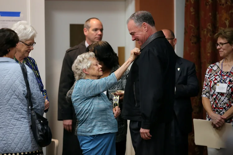 Tim Kaine: o atual senador transformou a experiência em Honduras em um grande interesse pela América Latina durante a campanha (Carlos Barria/Reuters)