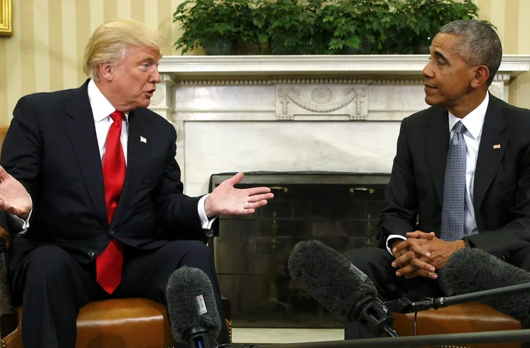 Barack Obama e Donald Trump: presidente disse ao seu ex-assessor David Axelrod que os norte-americanos teriam apoiado um novo mandato seu (Presidente Barack Obama e presidente eleito Donald Trump em reunião na Casa Branca, dia 10/11/2016/Reuters)