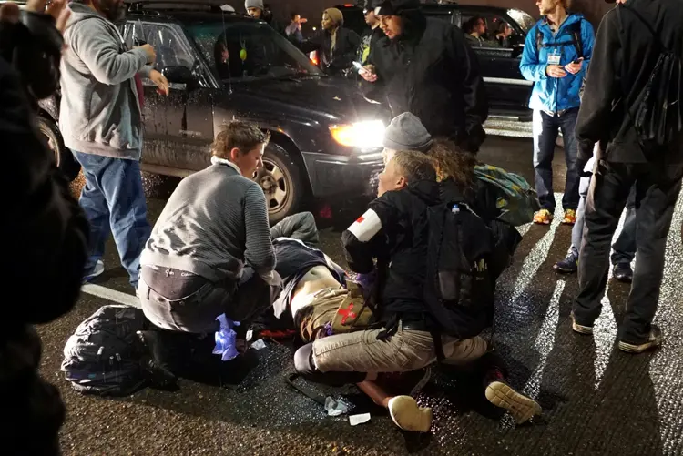 Protesto em Portland: Homem que atirou saiu de um carro (Cole Howard/Thinkstock)