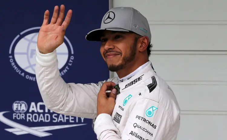 Lewis Hamilton: Piloto largará em primeiro lugar neste domingo (13) (Paulo Whitaker/Reuters)
