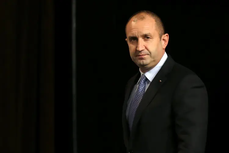 Rumen Radev: a Bulgária é uma república parlamentar e tem um presidente com funções protocolares (Marko Djurica/Reuters)