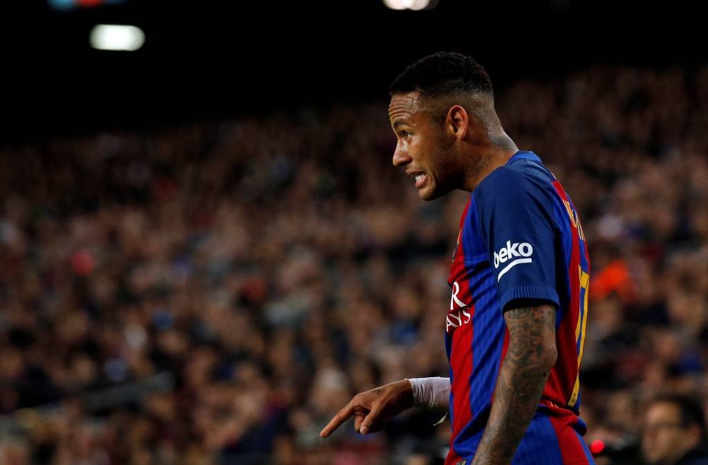 Acusado de sonegação, Neymar tentará evitar multa milionária